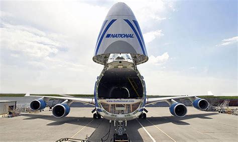 Problems opening the 747 website .